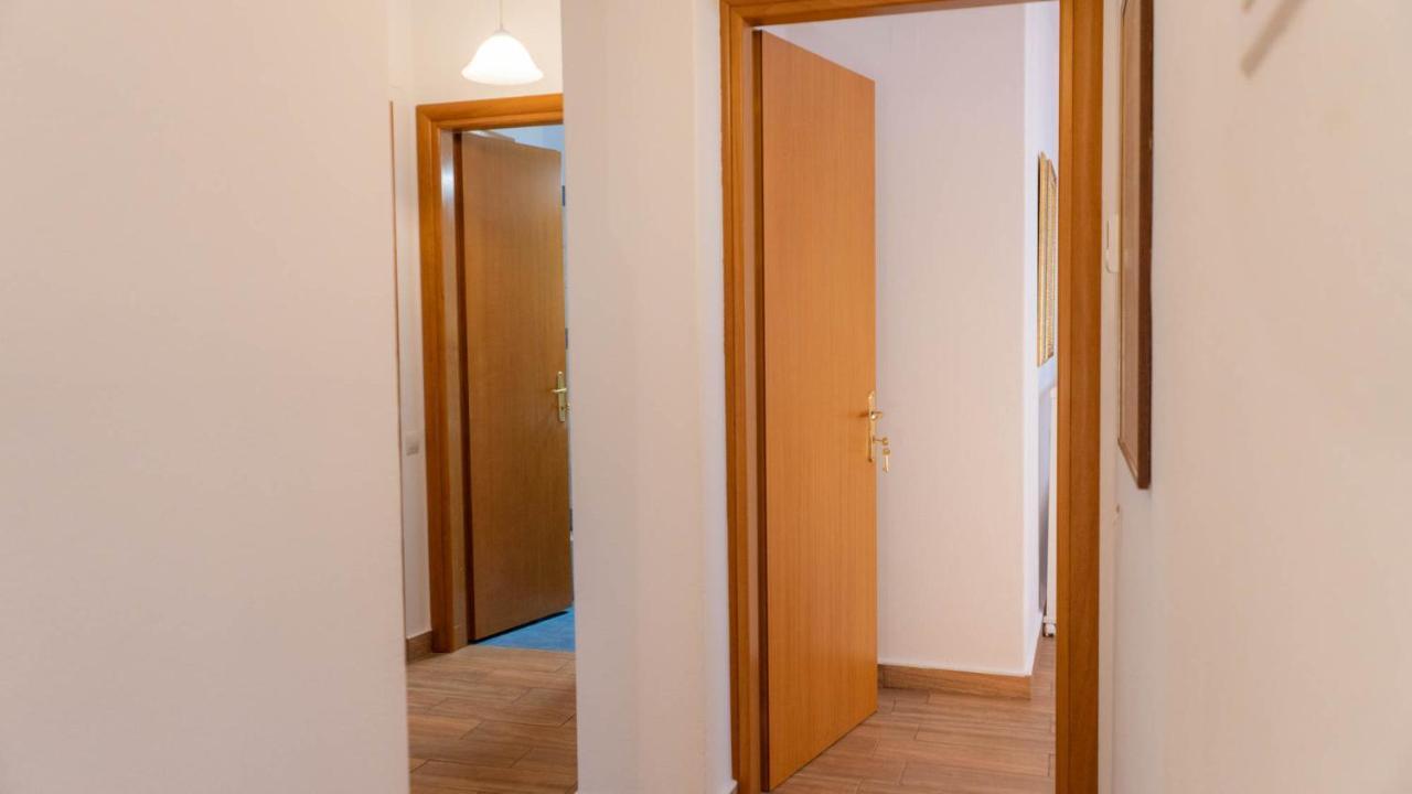 Postmans Apartment Under Meteora Калампака Экстерьер фото